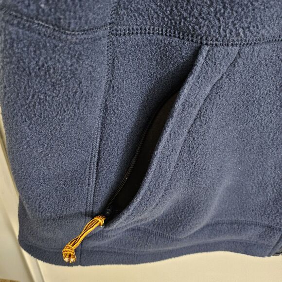 L.L. Bean Navy Blue Women's Vest - Picture 4 of 10